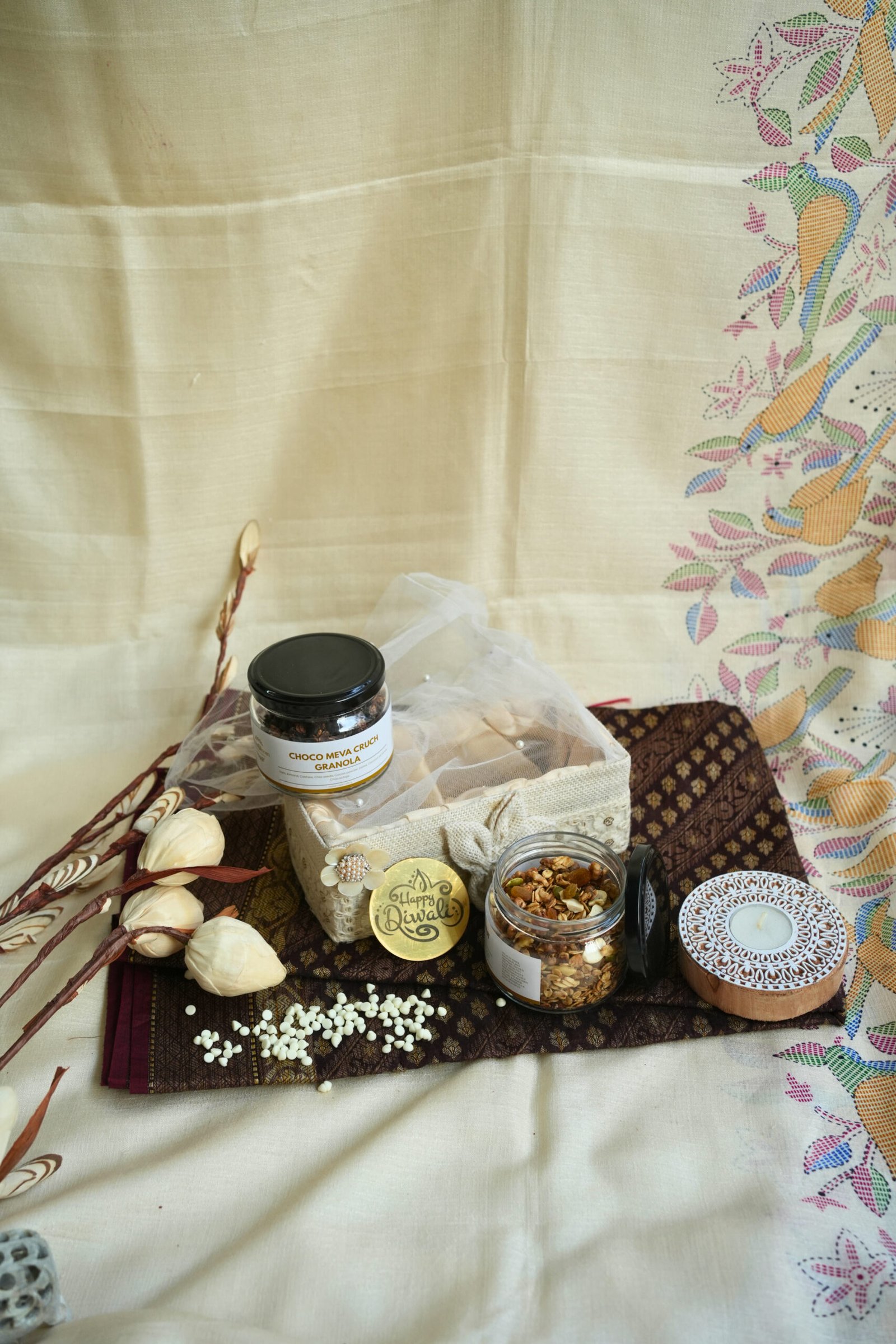 Graceful Jute Hamper - Image 2