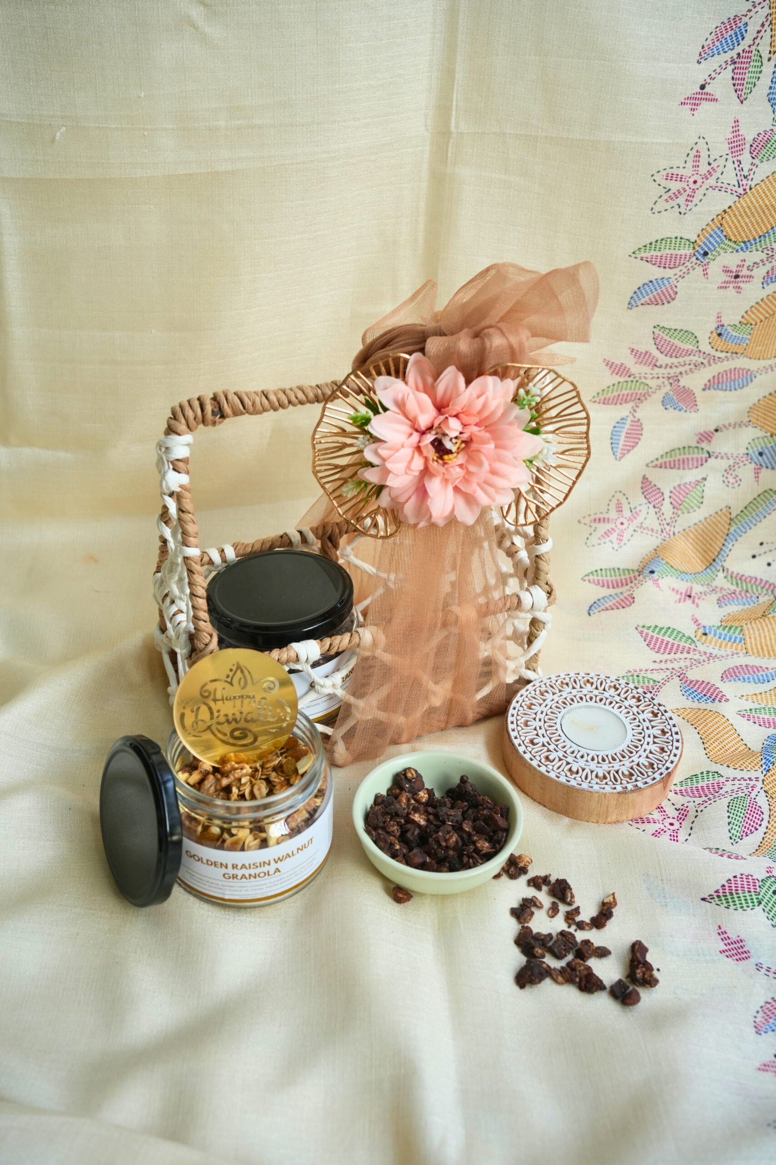 Eternal Woven Hamper - Image 2